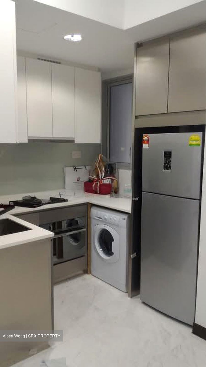 Jalan Lapang (D14), Condominium #584945671